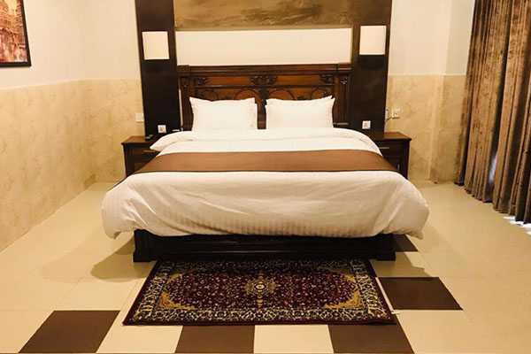 Duplex Suite Hotel One Mall Road