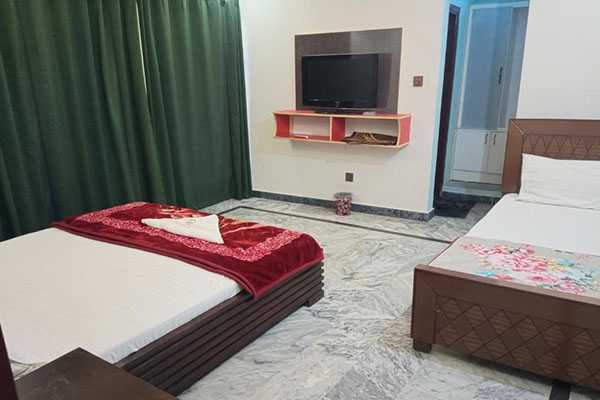 Family Suite Hotel Red Roof & Restaurant